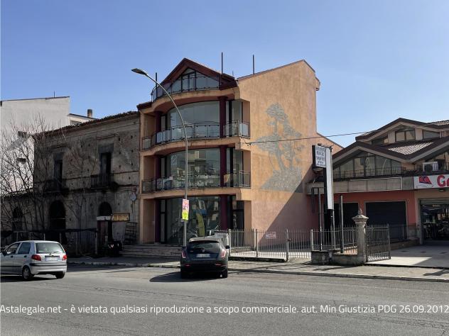 locale commerciale in vendita a Castrovillari