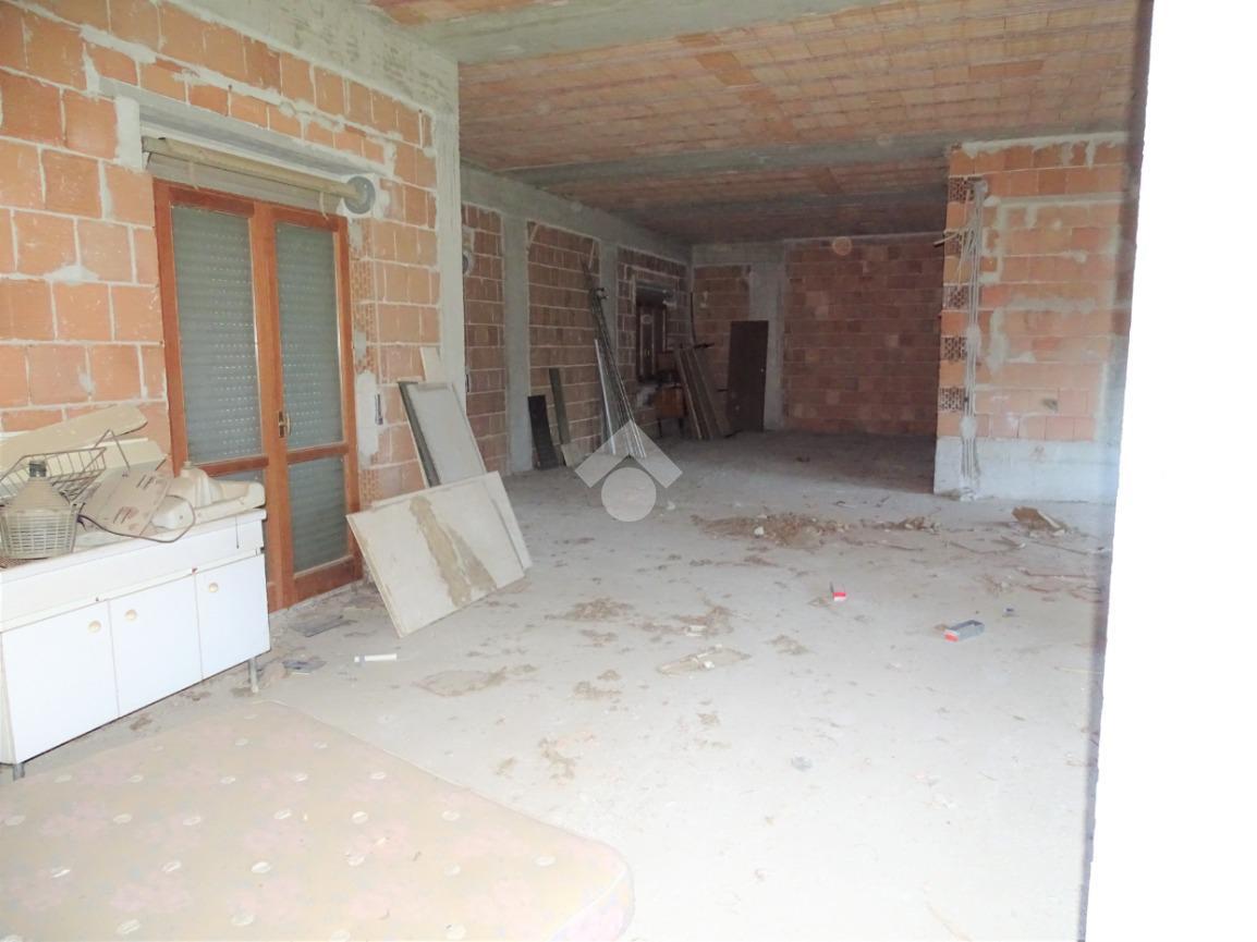 casa semindipendente in vendita a Castrovillari