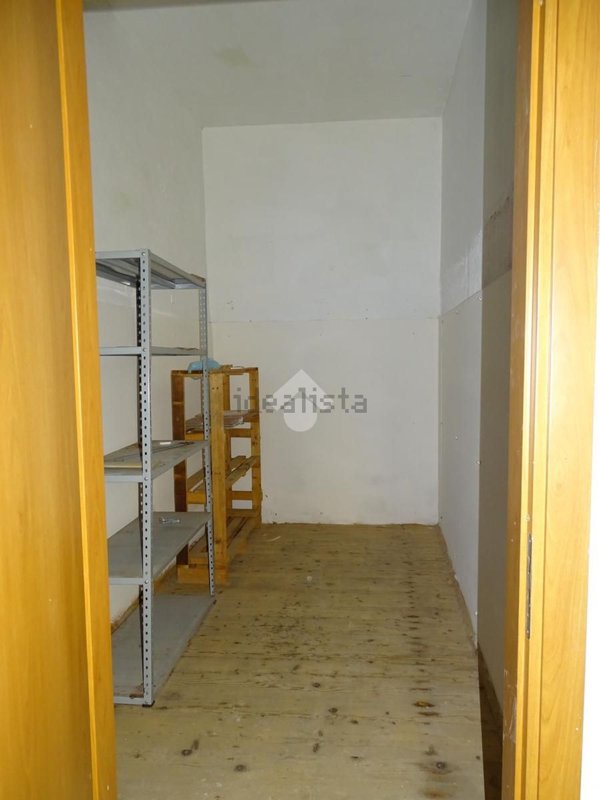 locale commerciale in vendita a Castrovillari