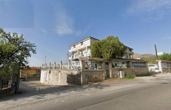 negozio in vendita a Castrovillari