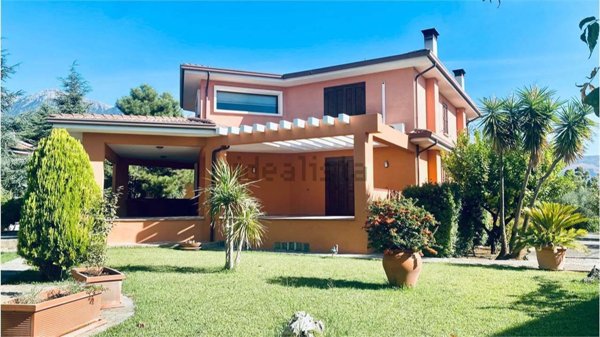 casa indipendente in vendita a Castrovillari