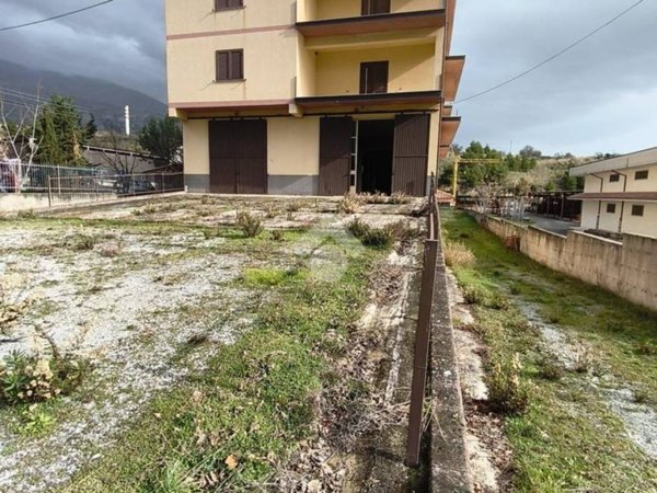 casa indipendente in vendita a Castrovillari