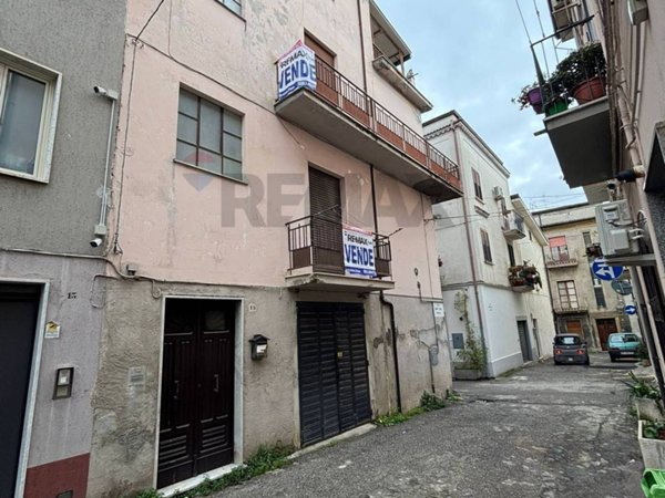 casa indipendente in vendita a Castrovillari