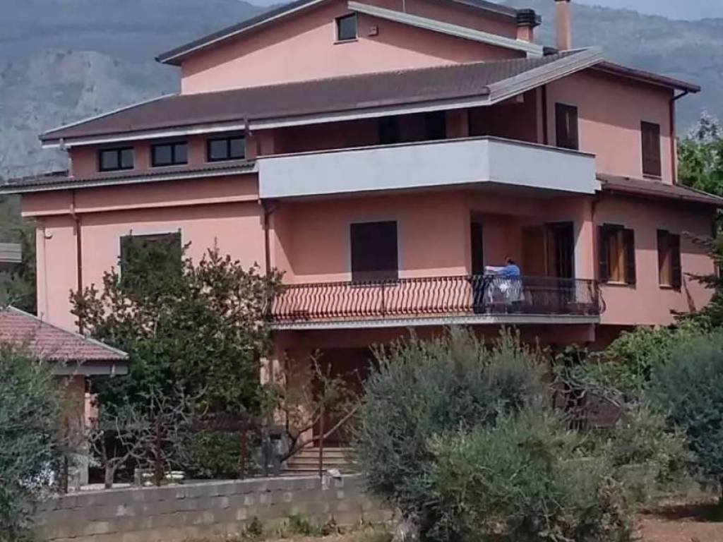 casa indipendente in vendita a Castrovillari