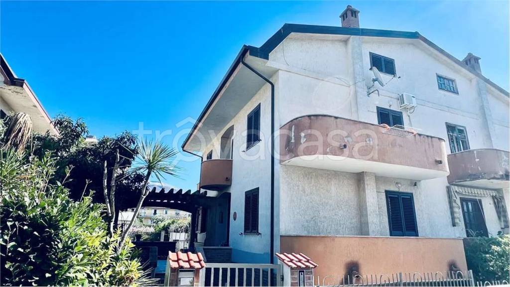 casa indipendente in vendita a Castrovillari