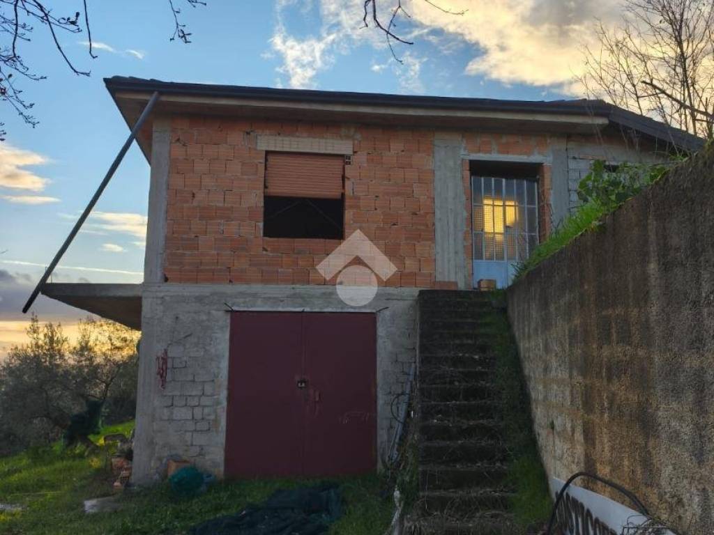 casa indipendente in vendita a Castrovillari