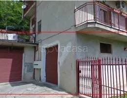 locale commerciale in vendita a Celico