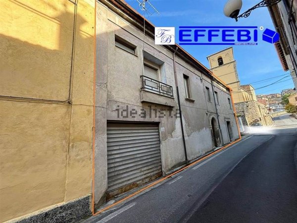 appartamento in vendita a Celico