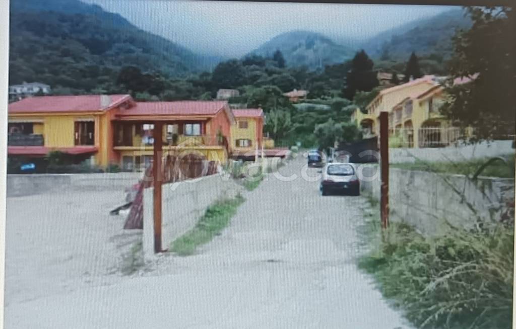 appartamento in vendita a Cerisano in zona Valli