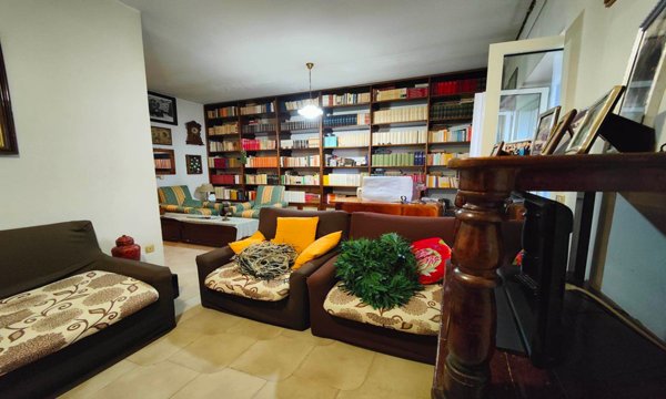 casa indipendente in vendita a Cerisano