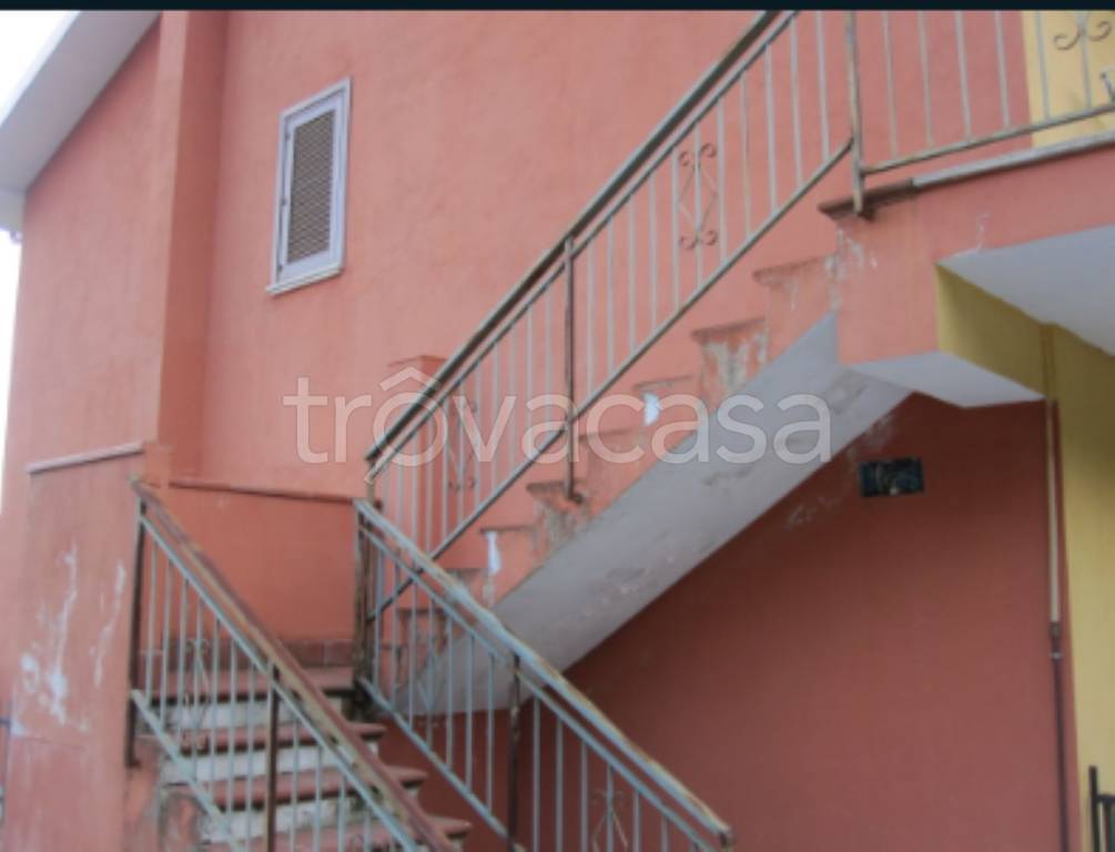 appartamento in vendita a Cerisano in zona Valli