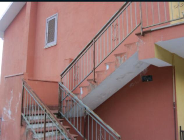 appartamento in vendita a Cerisano in zona Valli