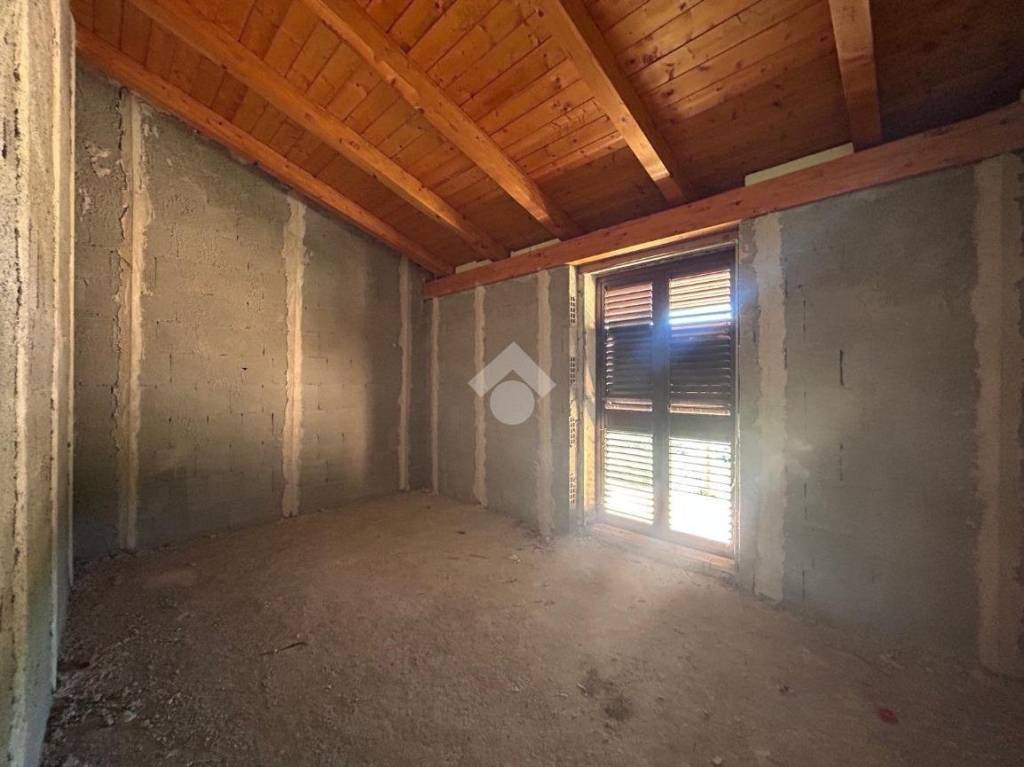 casa indipendente in vendita a Cerisano