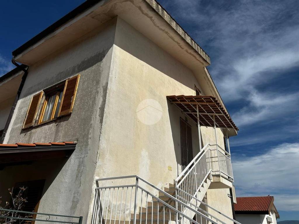 appartamento in vendita a Cerisano