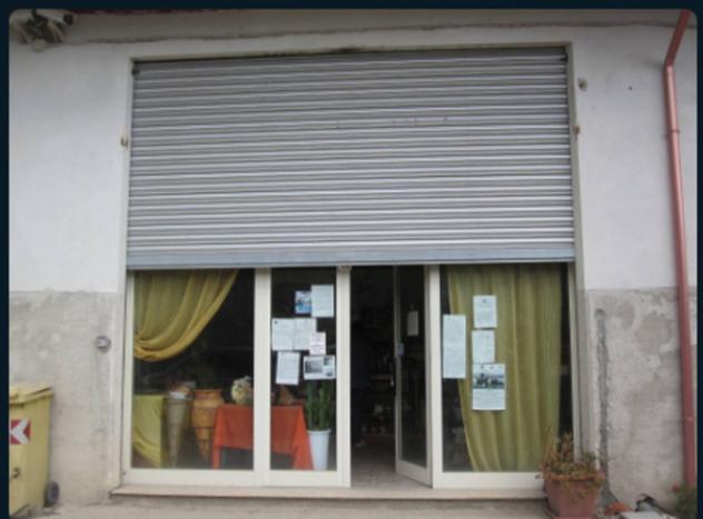 pentavano in vendita a Cerisano in zona Valli