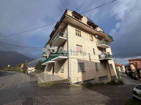 appartamento in vendita a Cerisano