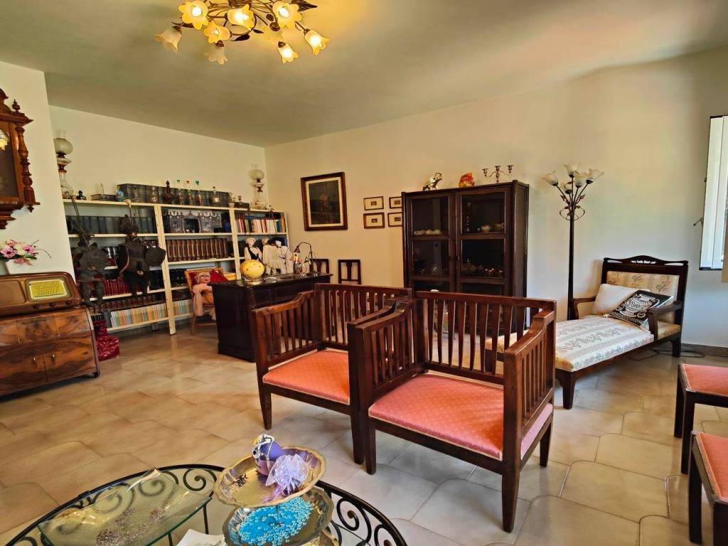 casa indipendente in vendita a Cerisano