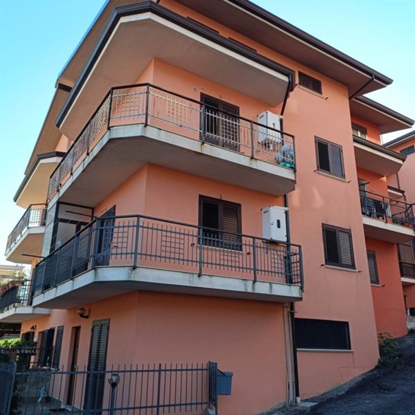 appartamento in vendita a Cerisano