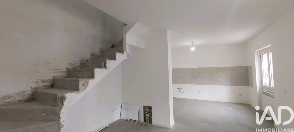 appartamento in vendita a Cerisano