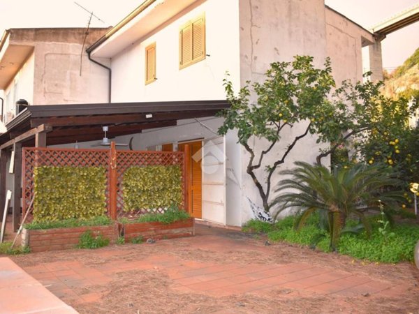 casa indipendente in vendita a Cetraro