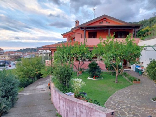 casa indipendente in vendita a Cetraro in zona San Giacomo