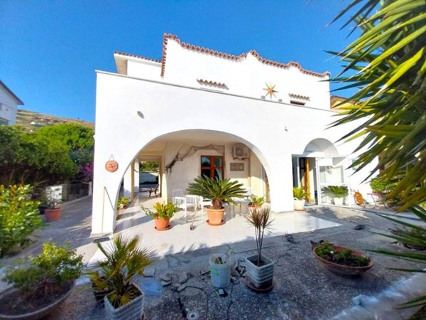 casa indipendente in vendita a Cetraro