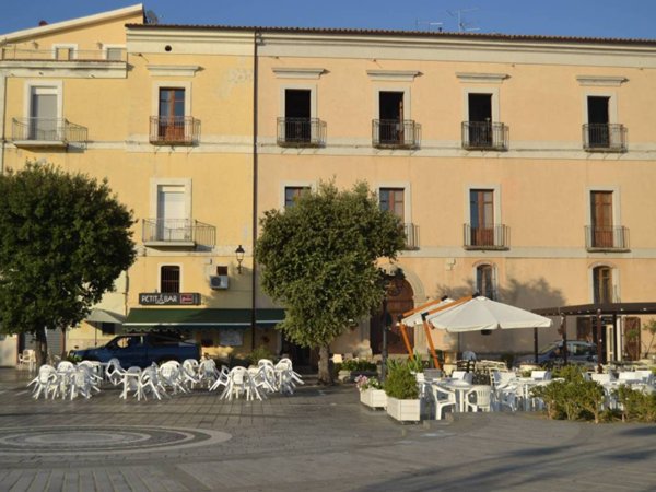 intera palazzina in vendita a Cetraro