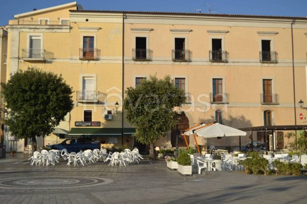 negozio in vendita a Cetraro