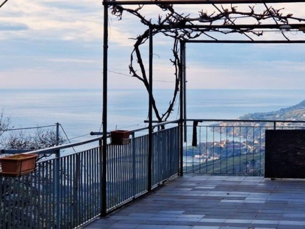 casa indipendente in vendita a Cetraro