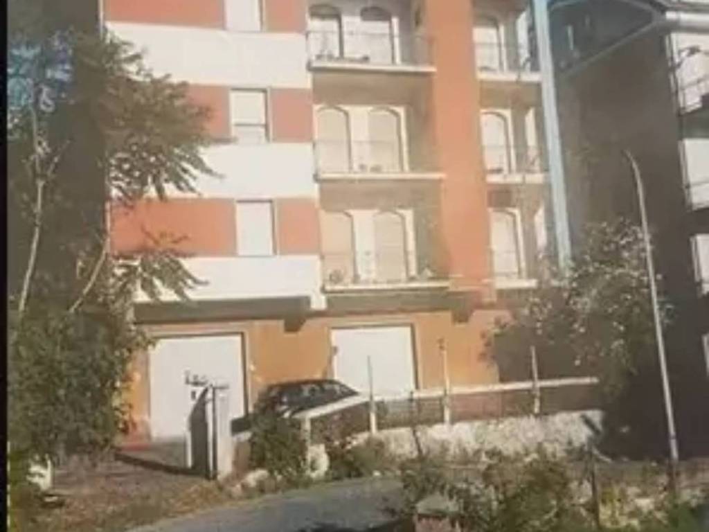 intera palazzina in vendita a Cetraro