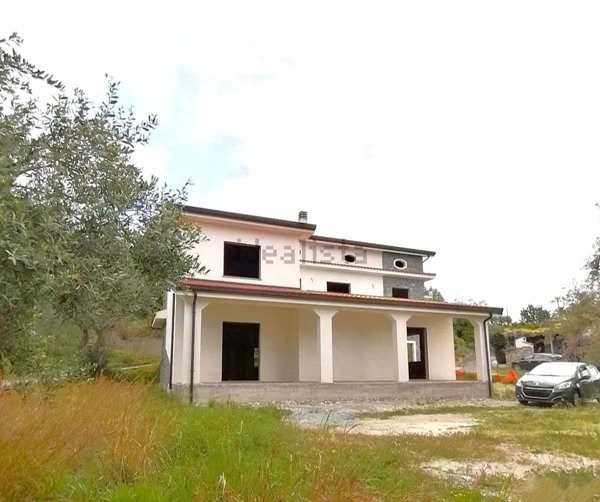 casa indipendente in vendita a Cetraro