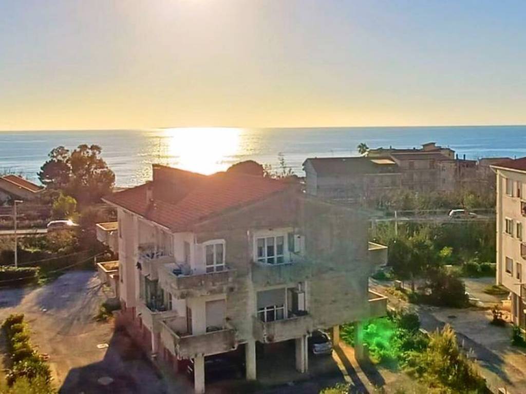 appartamento in vendita a Cetraro