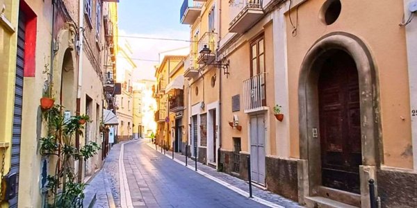 negozio in vendita a Cetraro