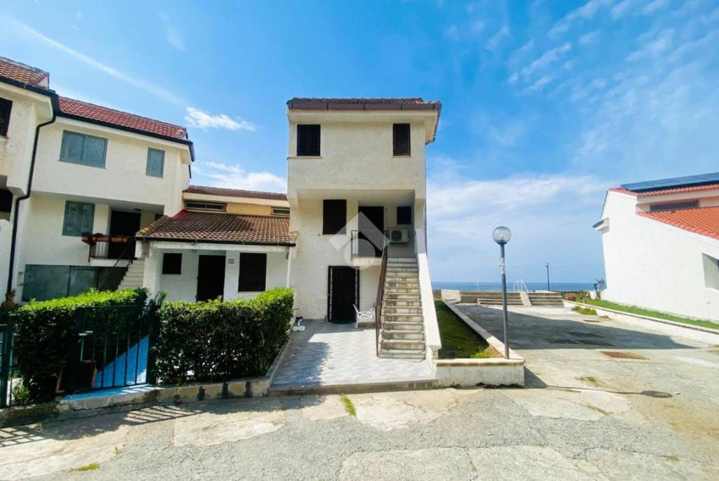 casa indipendente in vendita a Cetraro