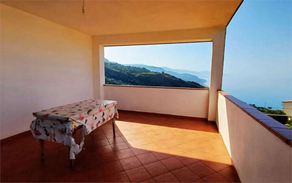 casa indipendente in vendita a Cetraro in zona Santa Lucia