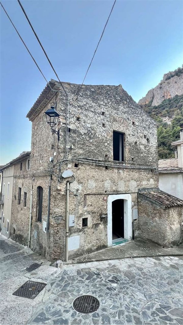 appartamento in vendita a Civita