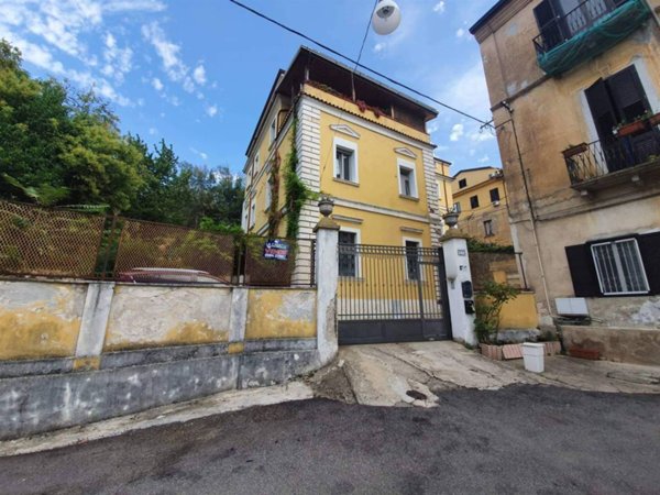 appartamento in vendita a Cosenza in zona Cosenza Vecchia