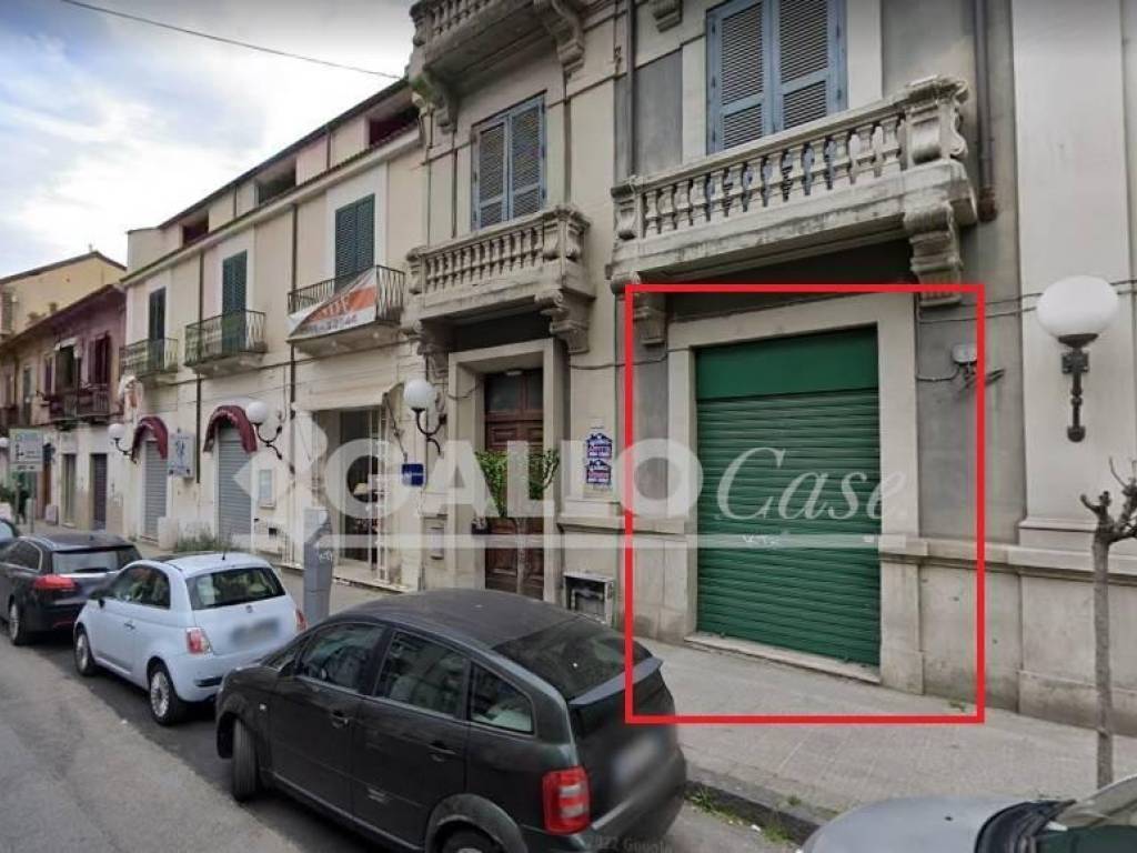 negozio in vendita a Cosenza