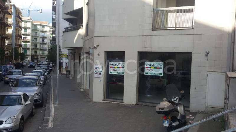 negozio in vendita a Cosenza