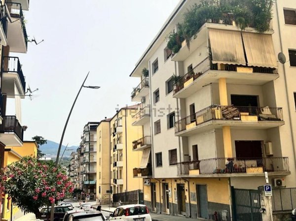 appartamento in vendita a Cosenza in zona Cosenza Vecchia