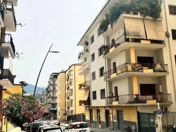 appartamento in vendita a Cosenza in zona Cosenza Vecchia