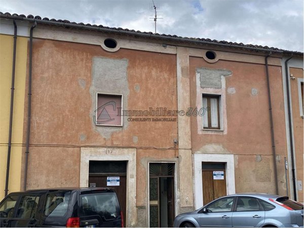 negozio in vendita a Cosenza in zona Muraglione