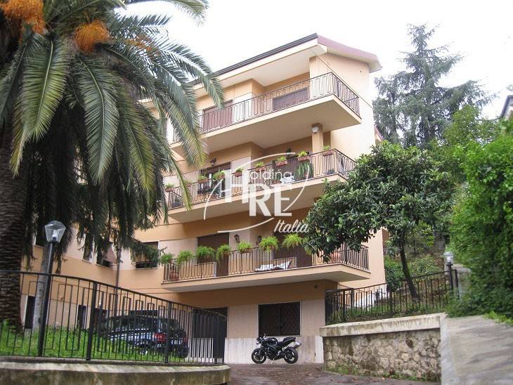 appartamento in vendita a Cosenza in zona Panebianco