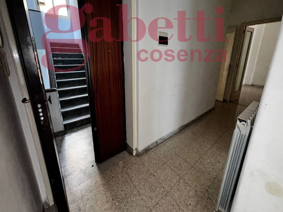 appartamento in vendita a Cosenza in zona Cosenza Vecchia