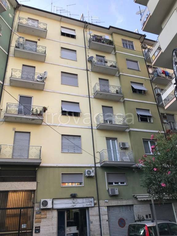 appartamento in vendita a Cosenza in zona Cosenza Vecchia