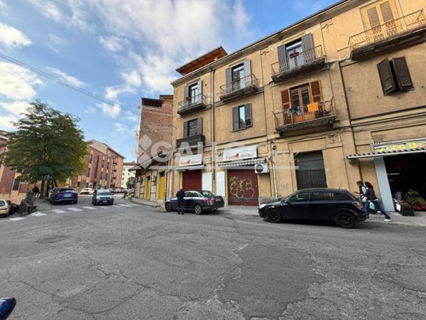 negozio in vendita a Cosenza in zona Cosenza Vecchia