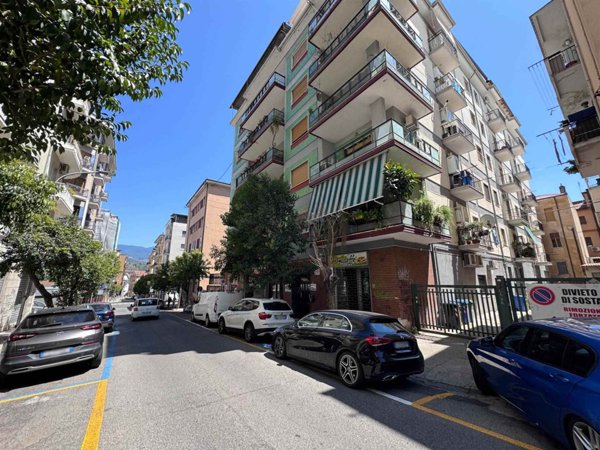 appartamento in vendita a Cosenza in zona Cosenza Vecchia