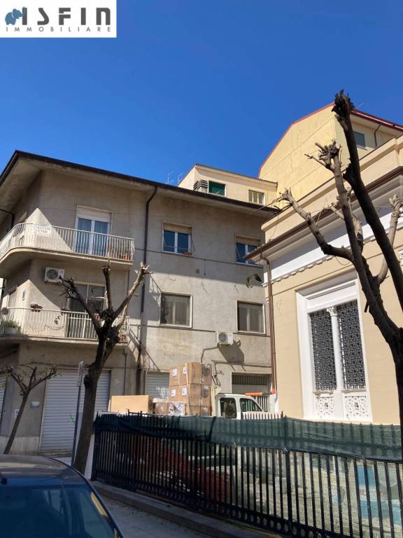 appartamento in vendita a Cosenza in zona Cosenza Vecchia