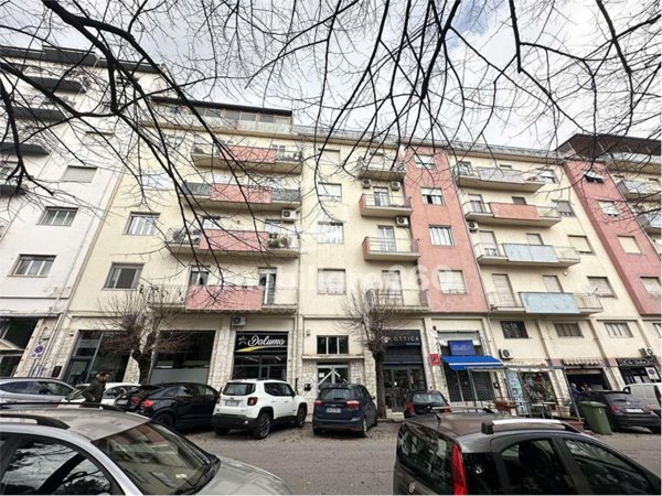 appartamento in vendita a Cosenza in zona Cosenza Vecchia