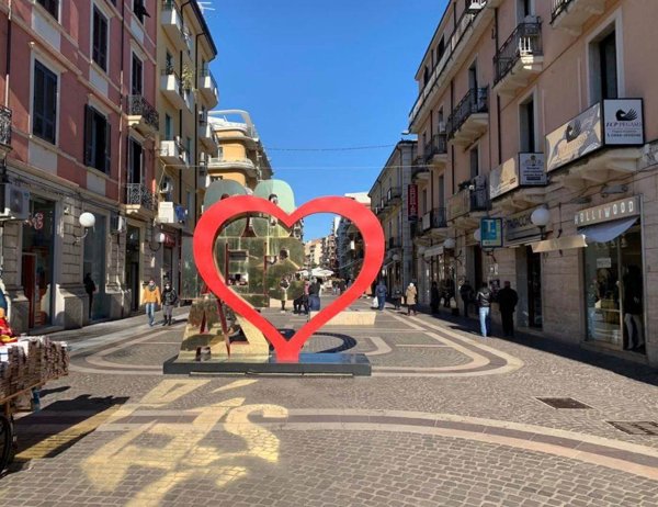 casa indipendente in vendita a Cosenza